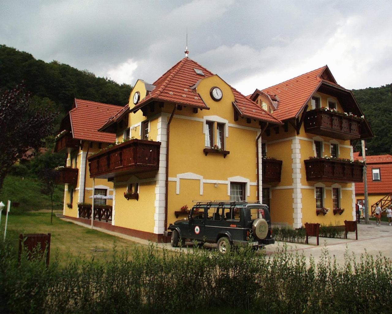 Hotel Szeleta Lillafüred Esterno foto